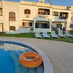 Appartamento Homes Large Fully Equipped With 2 Bedrooms, Swimming Pool & Patio *