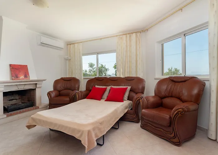 Homes Large Fully Equipped With 2 Bedrooms, Swimming Pool & Patio 알부페이라